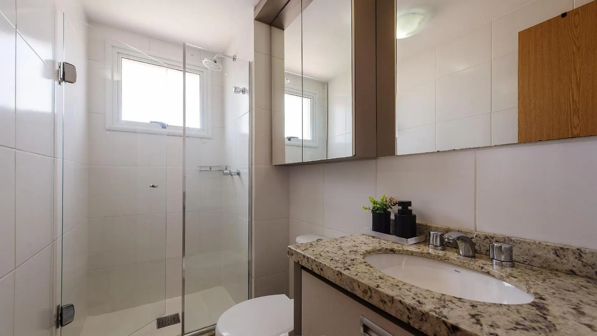 Confortavel Apto Em Porto Alegre/Rs Prl0602 Apartment 0*,